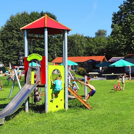 Floreal La Colline Campingplatz Virton